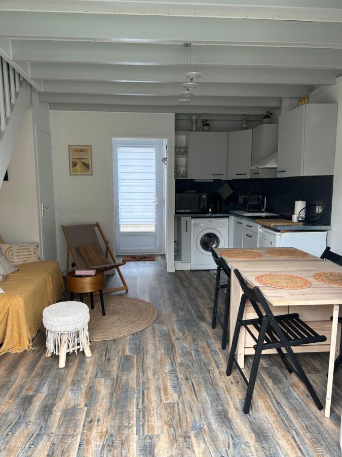 Villa En Bord De Mer 포르니세 외부 사진